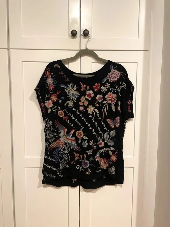 Johnny Was Black Floral Embroidered multicolor Cotton Top Size Large - Picture 3 of 8